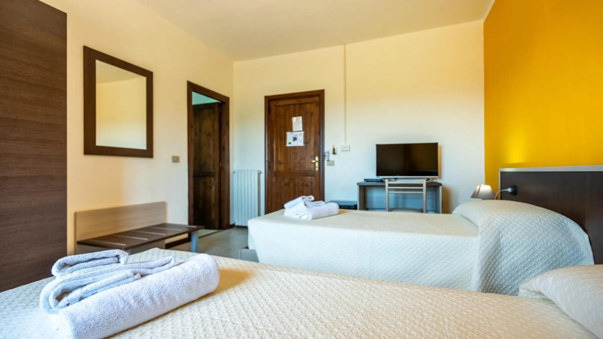 **  Hotel Marina Badesi Italy